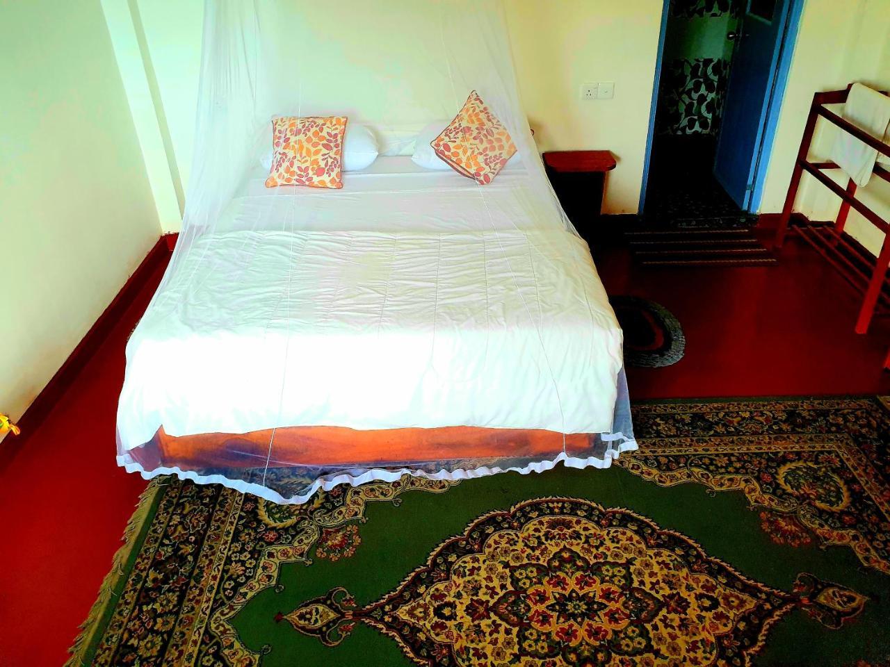 Bed and Breakfast Adannz Елла Екстер'єр фото